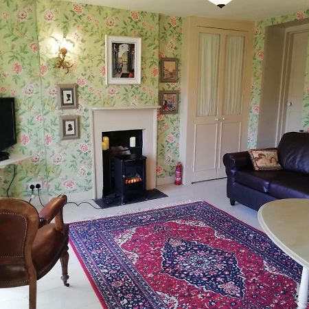 Bed and Breakfast Dolphin House Batheaston Экстерьер фото